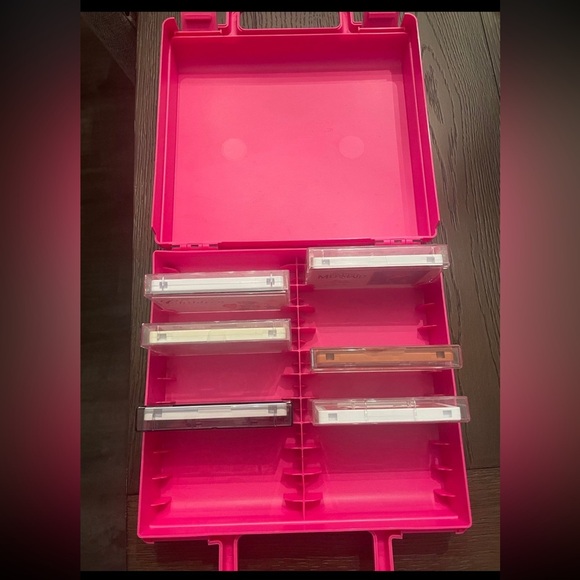 Vintage Clik Case with Disney cassettes - Picture 3 of 5